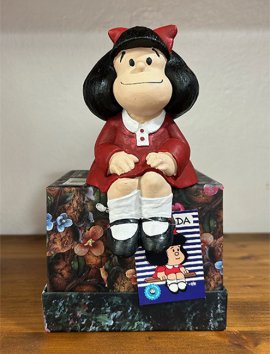 FIGURA MAFALDA CERAMICA